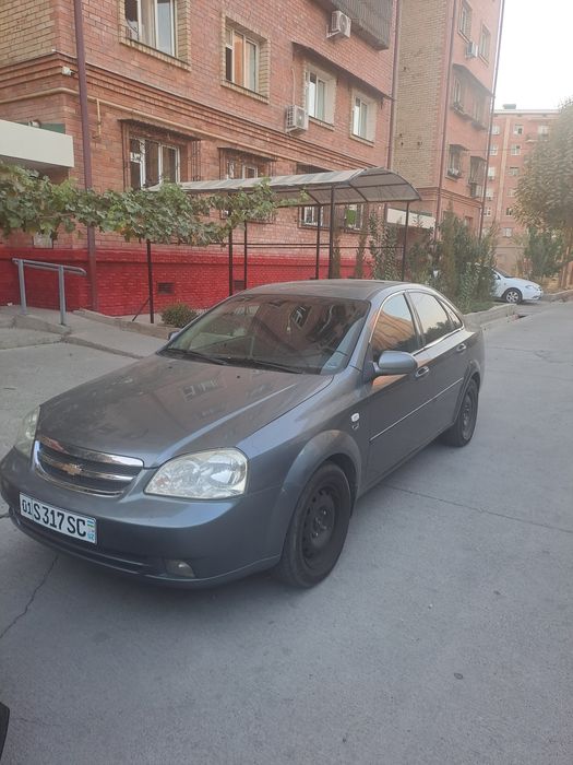 Lacetti 1.8 6900 $