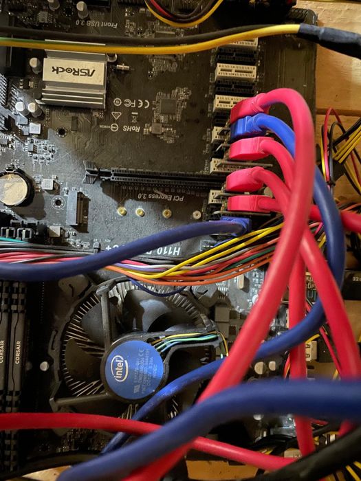 Rig mining 1xNvidia 1660TI, AMD 4xRX580 8Gb si 2xRX470 8Gb