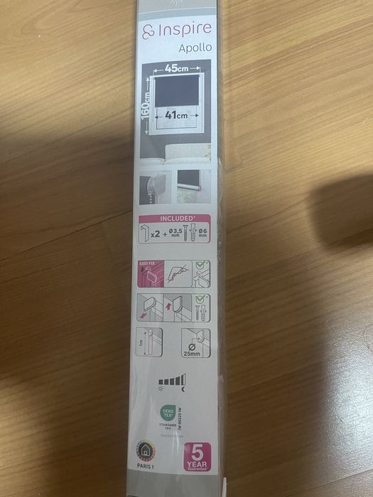 Roleta interioara negru