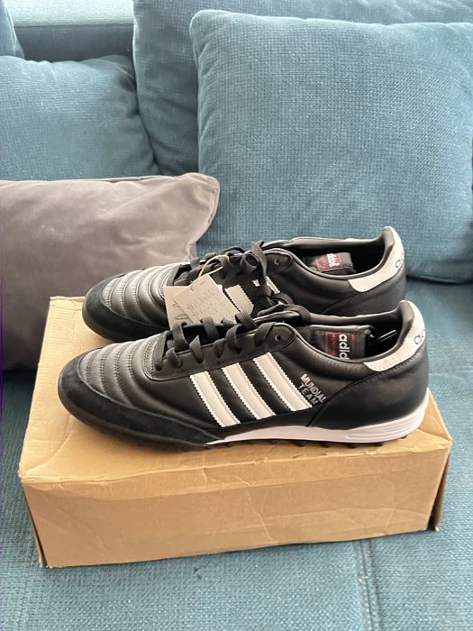Бутонки Adidas Mondial Team.Номер 45.5зЧисто нови !