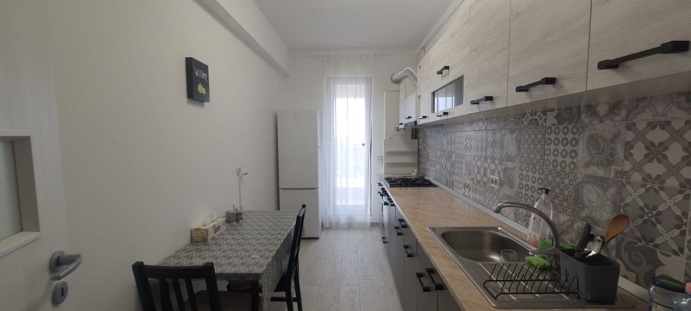 Inchiriez apartament 2 camere,decomandat- sos.Salaj- targ Pucheni
