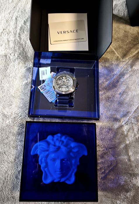 Часовник Версаче  Versace