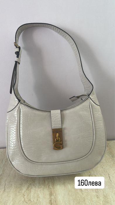 Оригинални чанти на guess