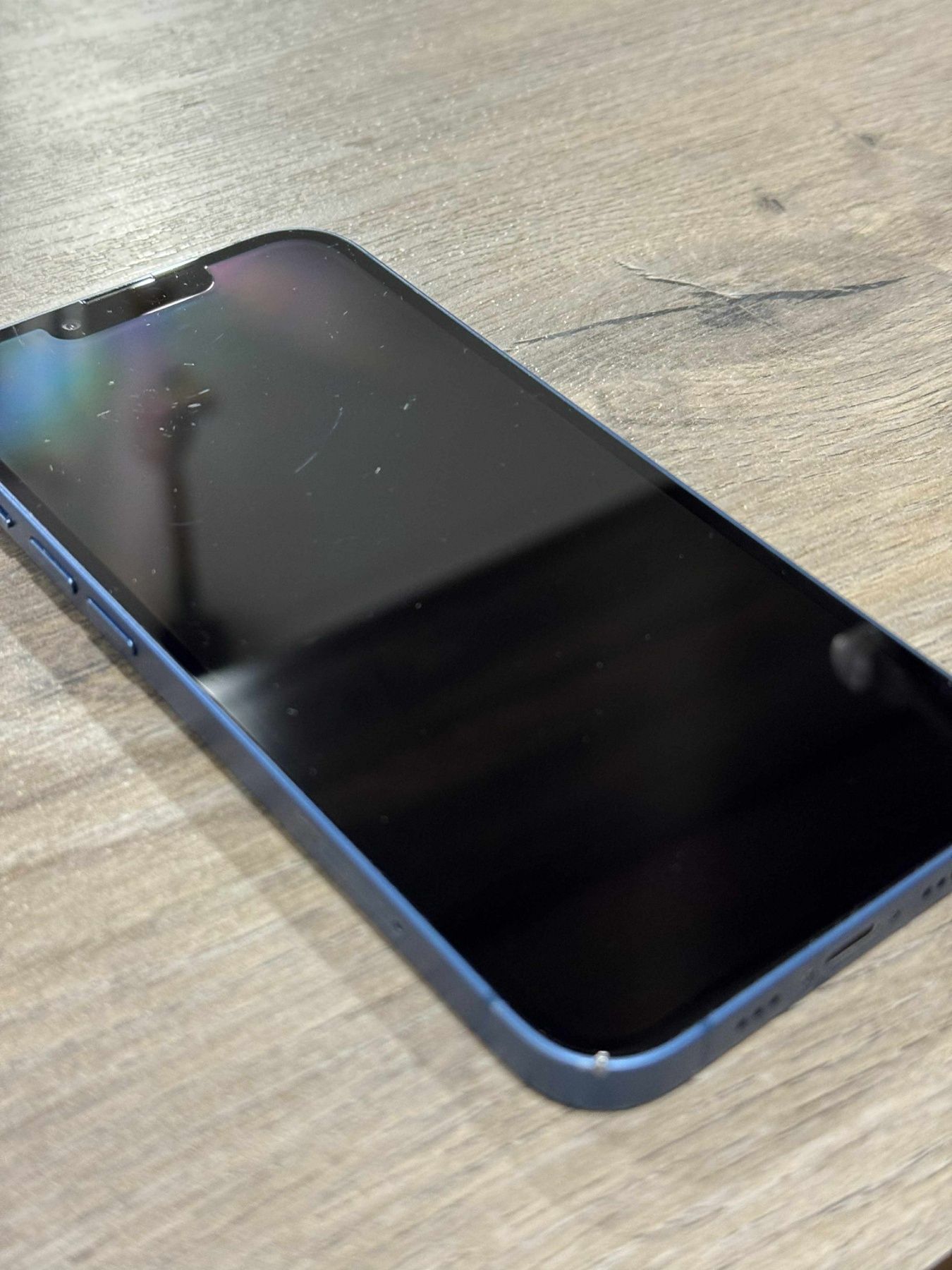 IPHONE 13 отличен