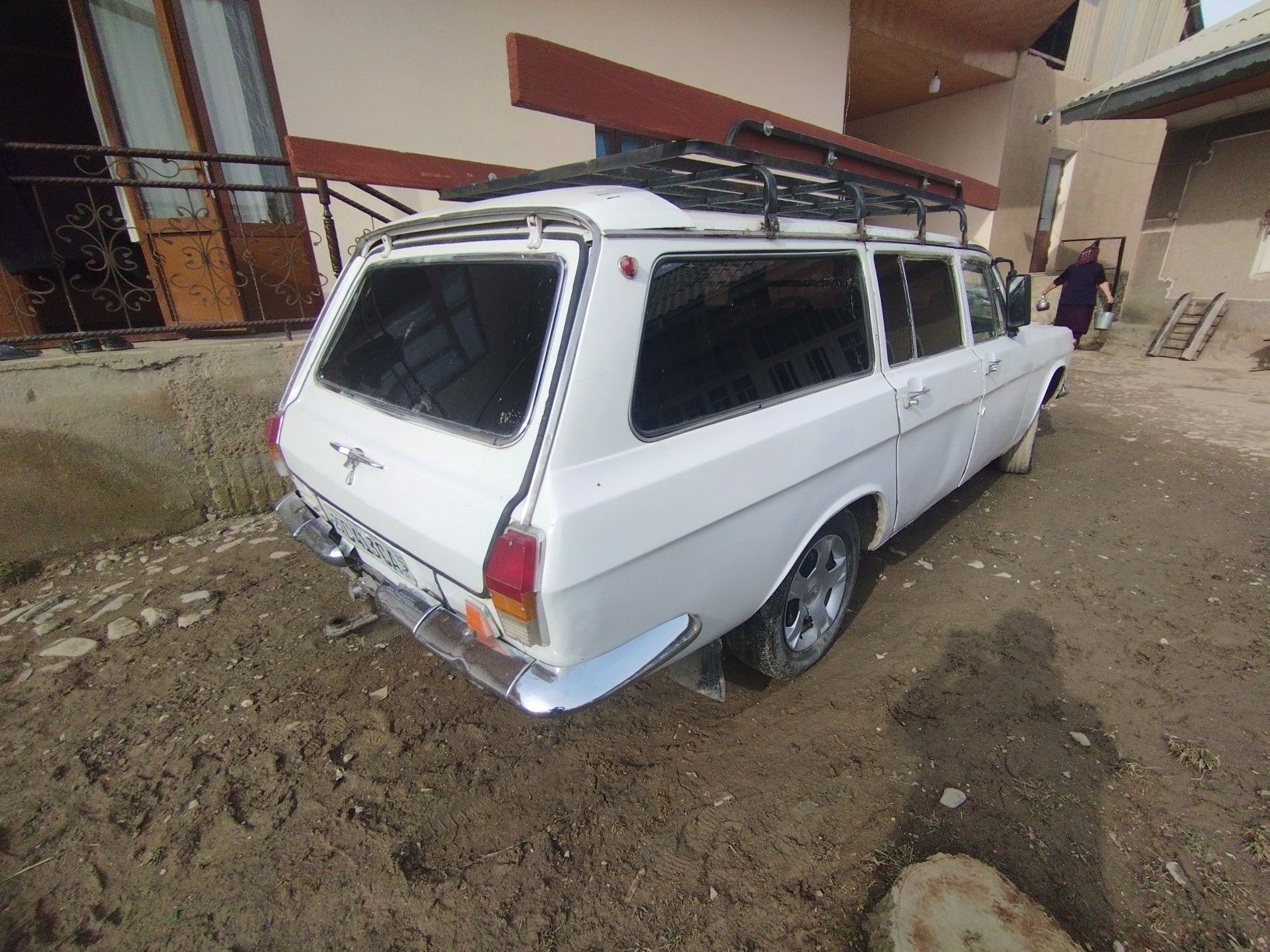 Gaz 2410 universal