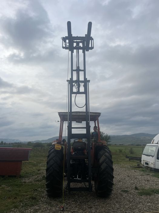 Stivuitoare pentru tractor mai multe bucati