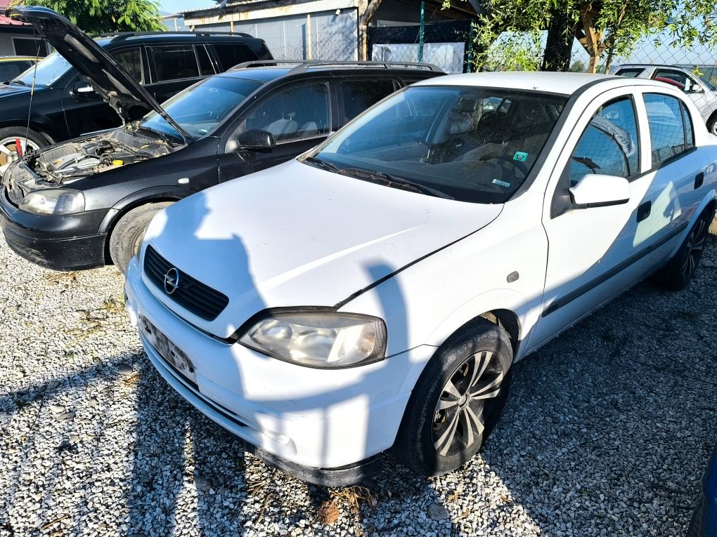 Opel Astra G 1.2 65к.с. НА ЧАСТИ