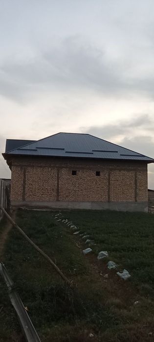 Янгиюл тумани Халкаобод маҳалласида 5 сотох 5 хонали коробка уй сотила