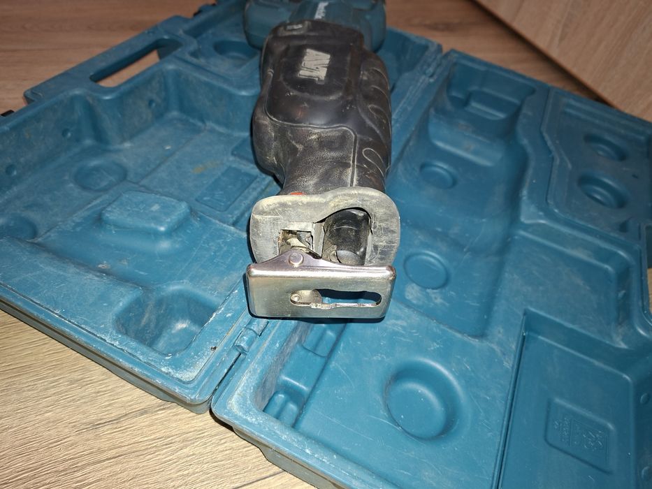 Fierastrau sabie Makita JR3070CT