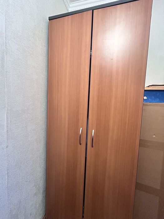 Шкаф для офиса и дома