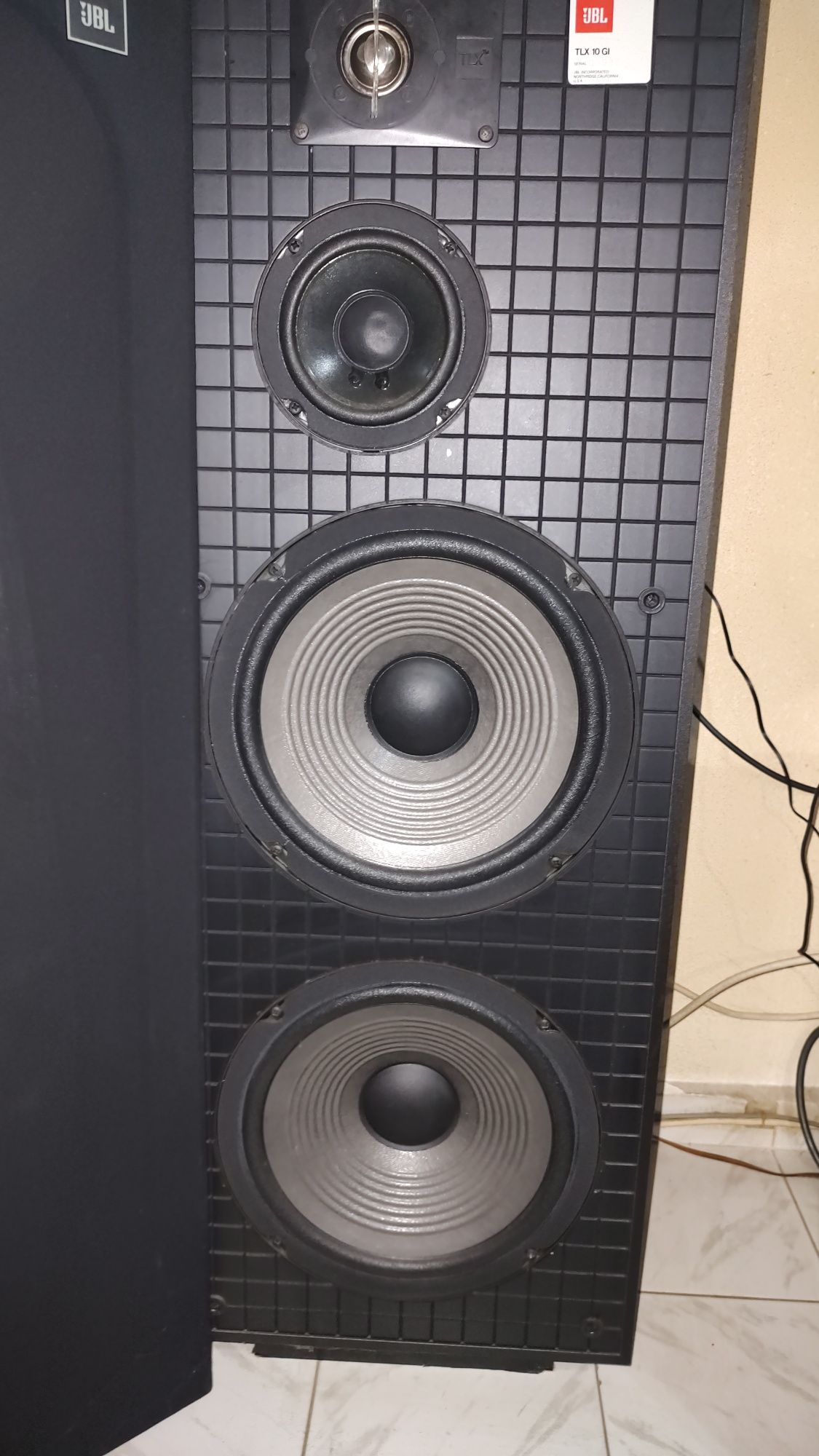 JBl TXE 10 GI в добро състояние