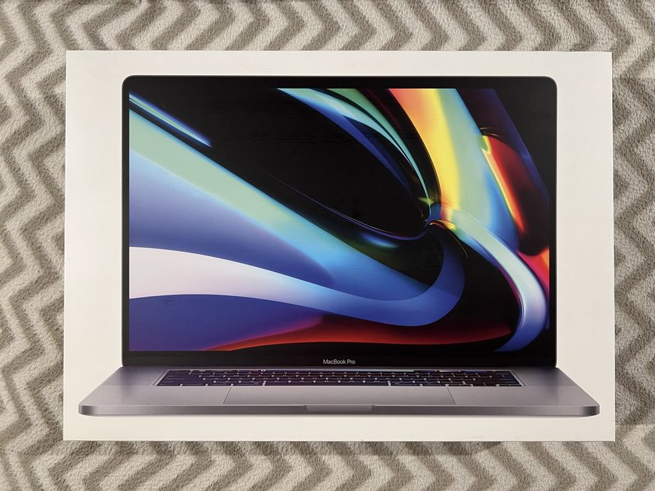 MacBook Pro 16-inch 2019, full box, Cycle Count 140