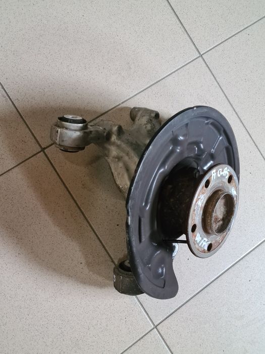 Fuzeta stinga spate Mercedes A class W176 +rulment