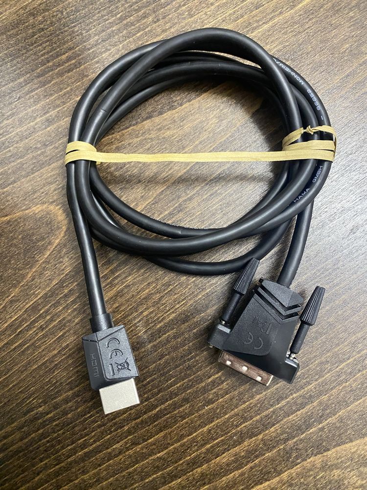 Видео кабел с DVI и HDMI изходи