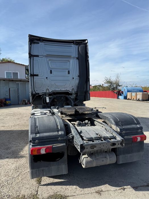 Mercedes Actros 1845 2016 , bena schmitz cargobull 60m3 2016 30k€