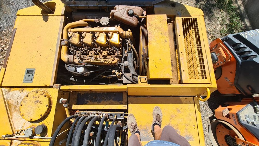 Excavator de vânzare