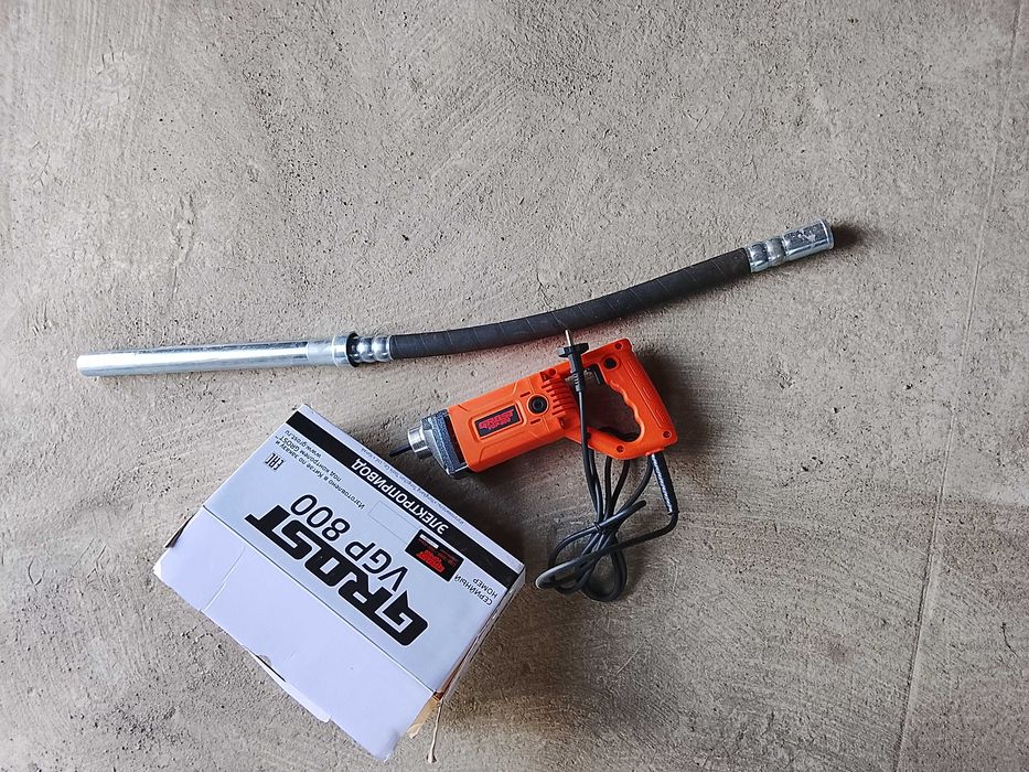 вибратор для бетона новый