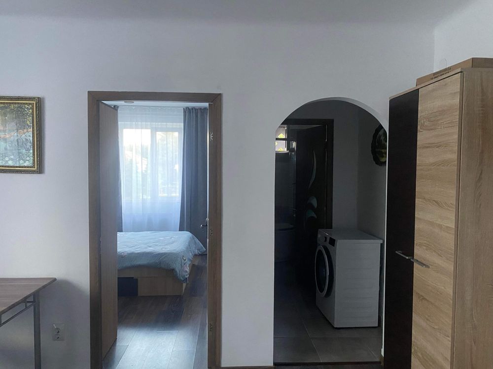 Apartament 2 camere de inchiriat…Ma gasiti pe whatapp