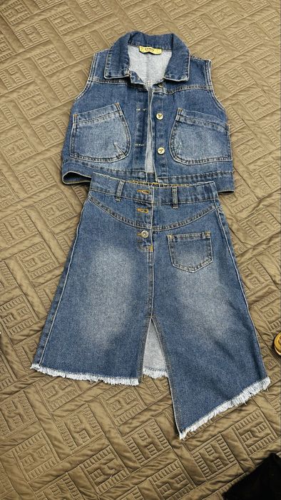 Одежда на девочку 6/7 лет