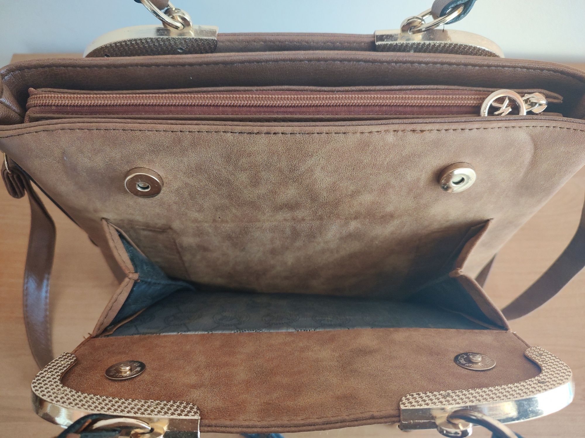 Чанта Michael Kors,  Nine West, Doca