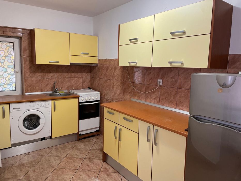 Apartament 5 camere Poiana Campina, cazare pentru muncitori