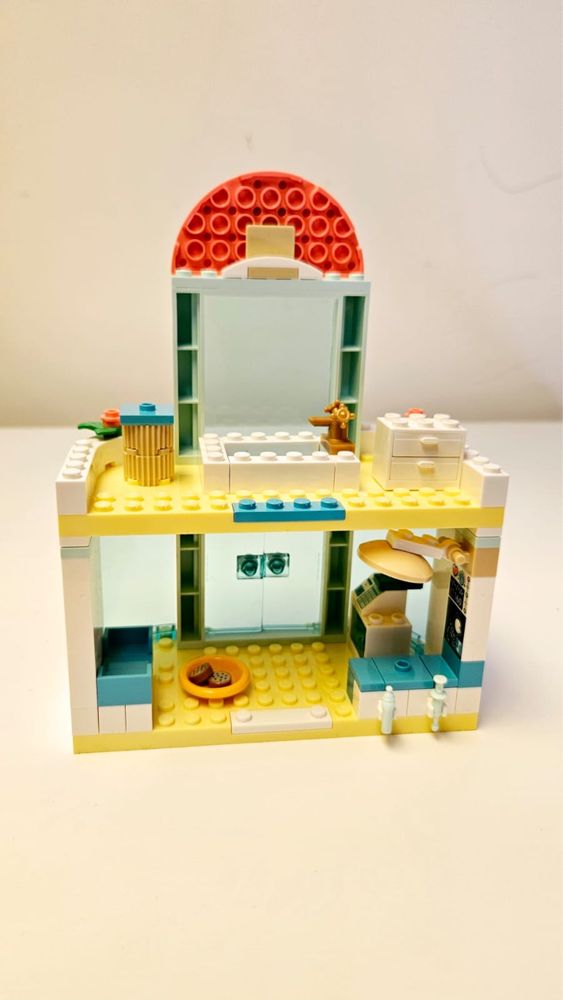 Lego Friends 41695 - Pet Clinic (2022)