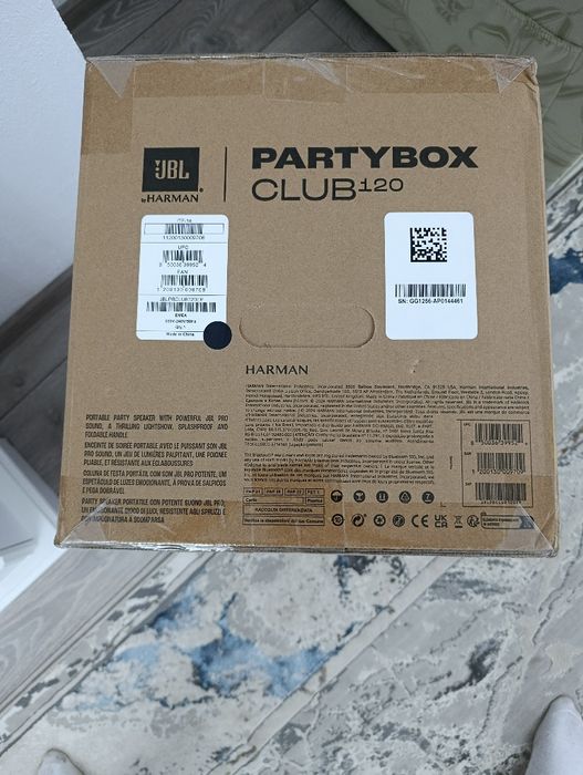 Vând boxă portabilă JBL PartyBox Club 120 – Nouă, Sigilată!