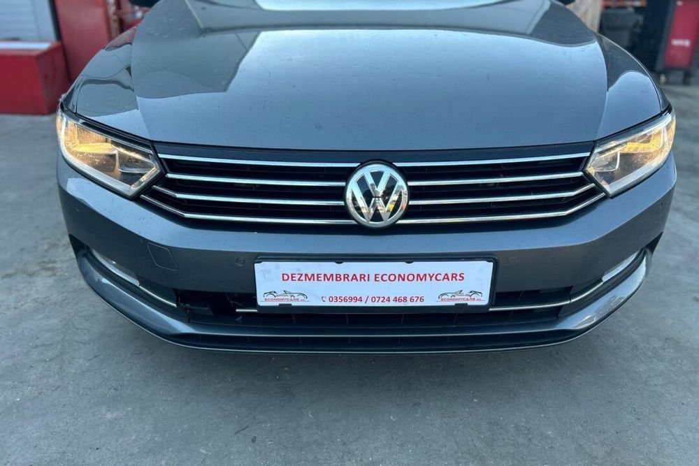 GRILA CENTRALA VW PASSAT B8 VARIANT 2016