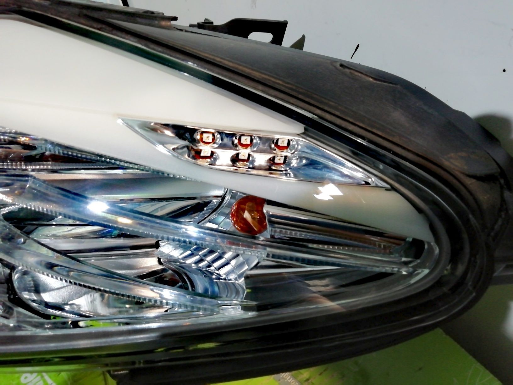 Фар фарове за BMW 5 F10 F11 / БМВ 5 Ф10 Ф11-H7 H7+LED - US.