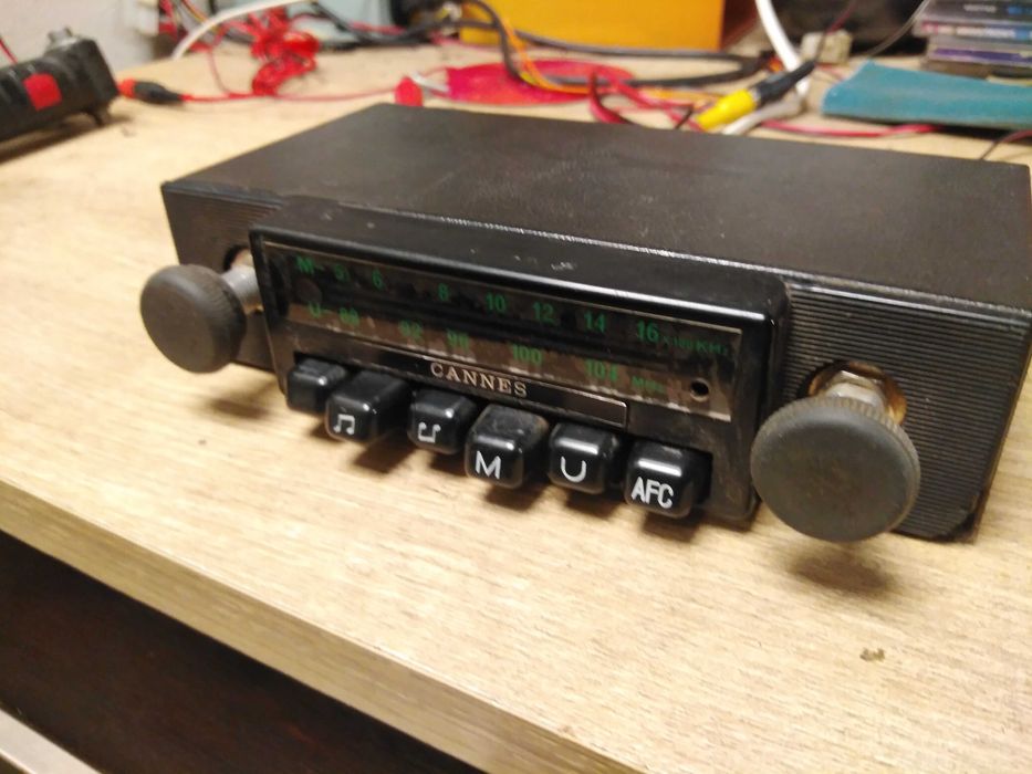 Радио Cannes с УКВ