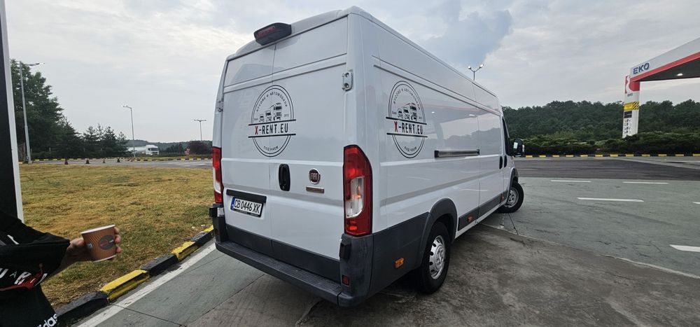 Товарен бус под наем