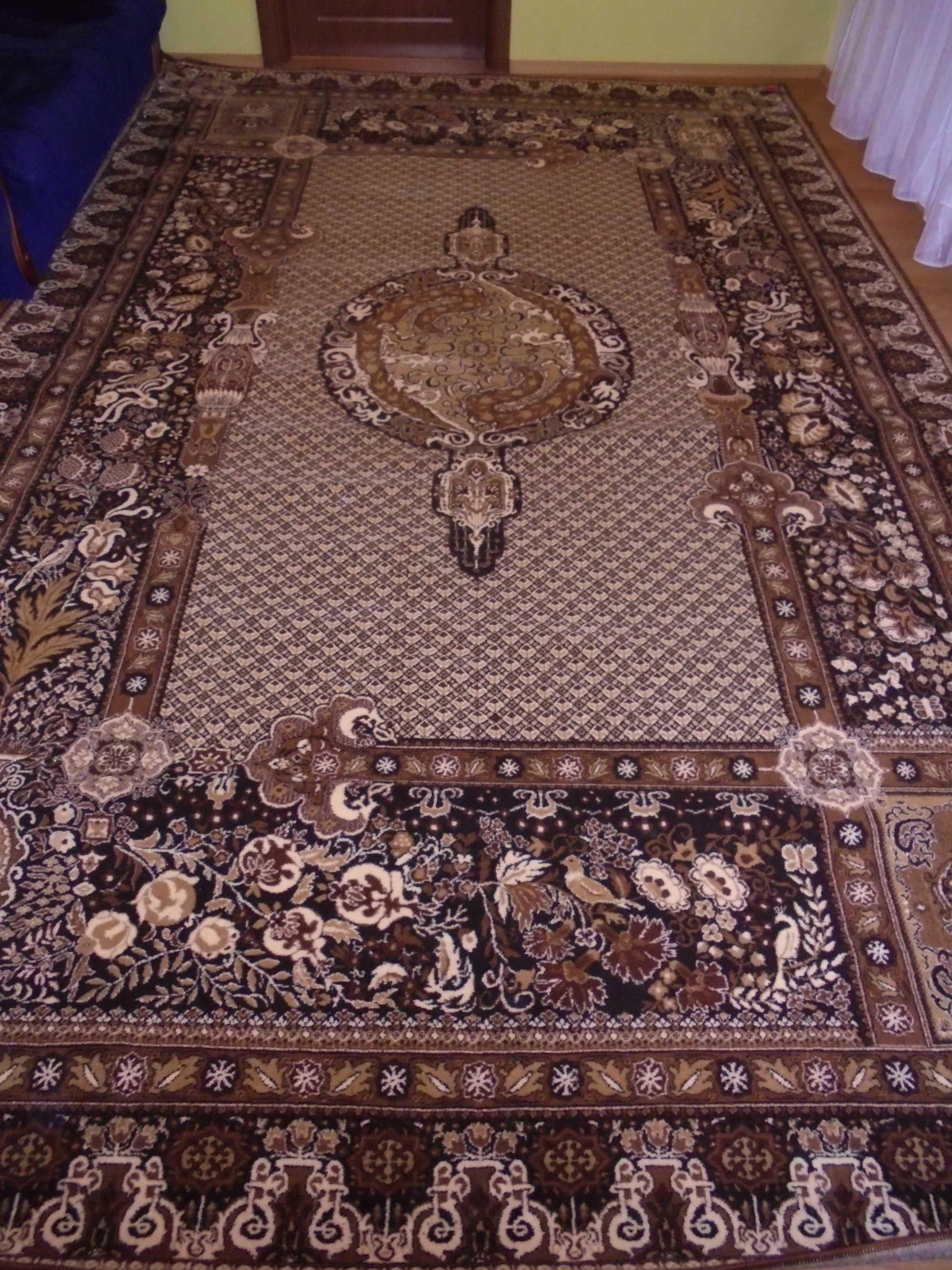 Продавам нов персийски килим 4,02 м*2,44 м