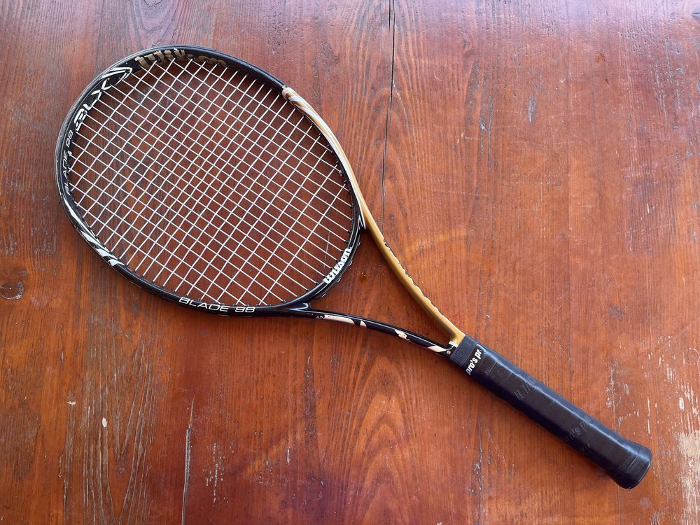 Racheta de tenis Wilson BLX Blade 98
