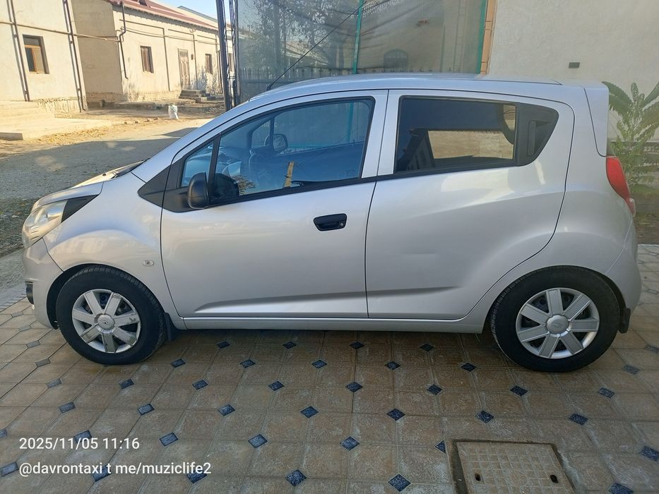 Spark sotiladi egadan