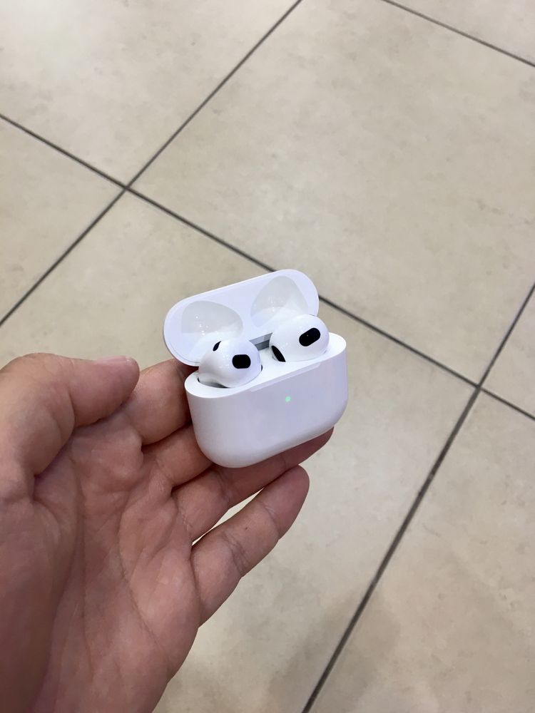 Слушалки Airpods 3