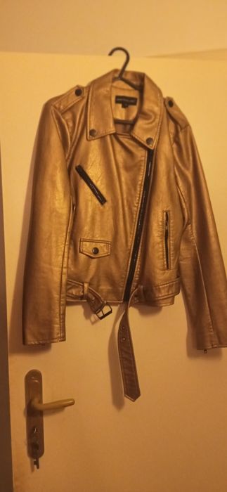 Кожено яке дамско