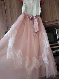 Платье бальное, нежно розовое