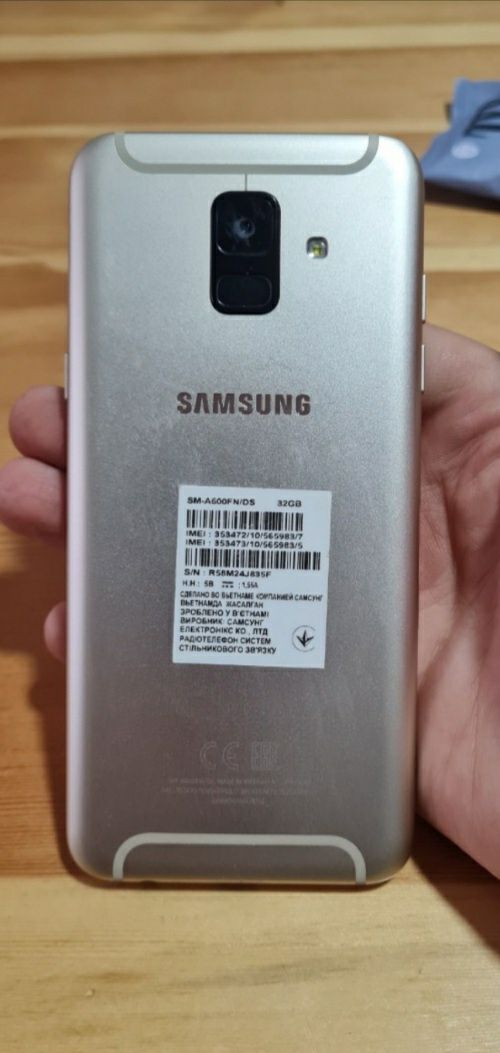 Samsung a6 sotiladi