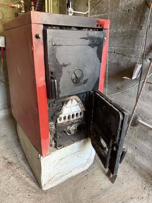 Centrala Viadrus U22,  35 kw, 7 elementi
