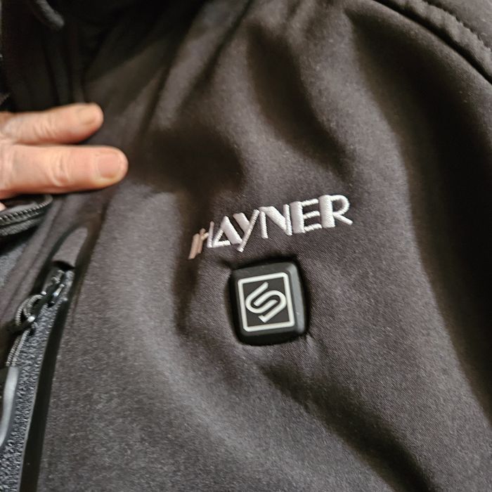 Продаётся зимняя куртка унисекс с подогревом