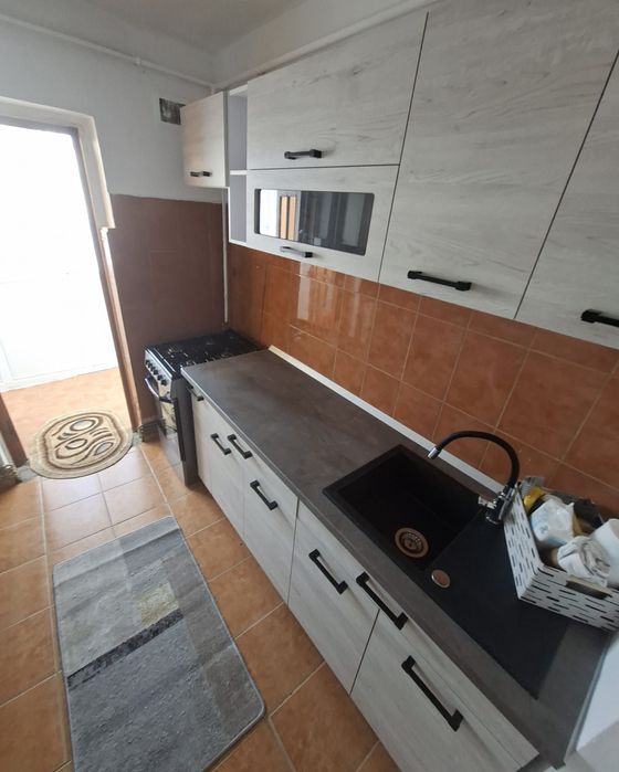 PODU DE FIER apartament 2 camere decomandat 360 euro