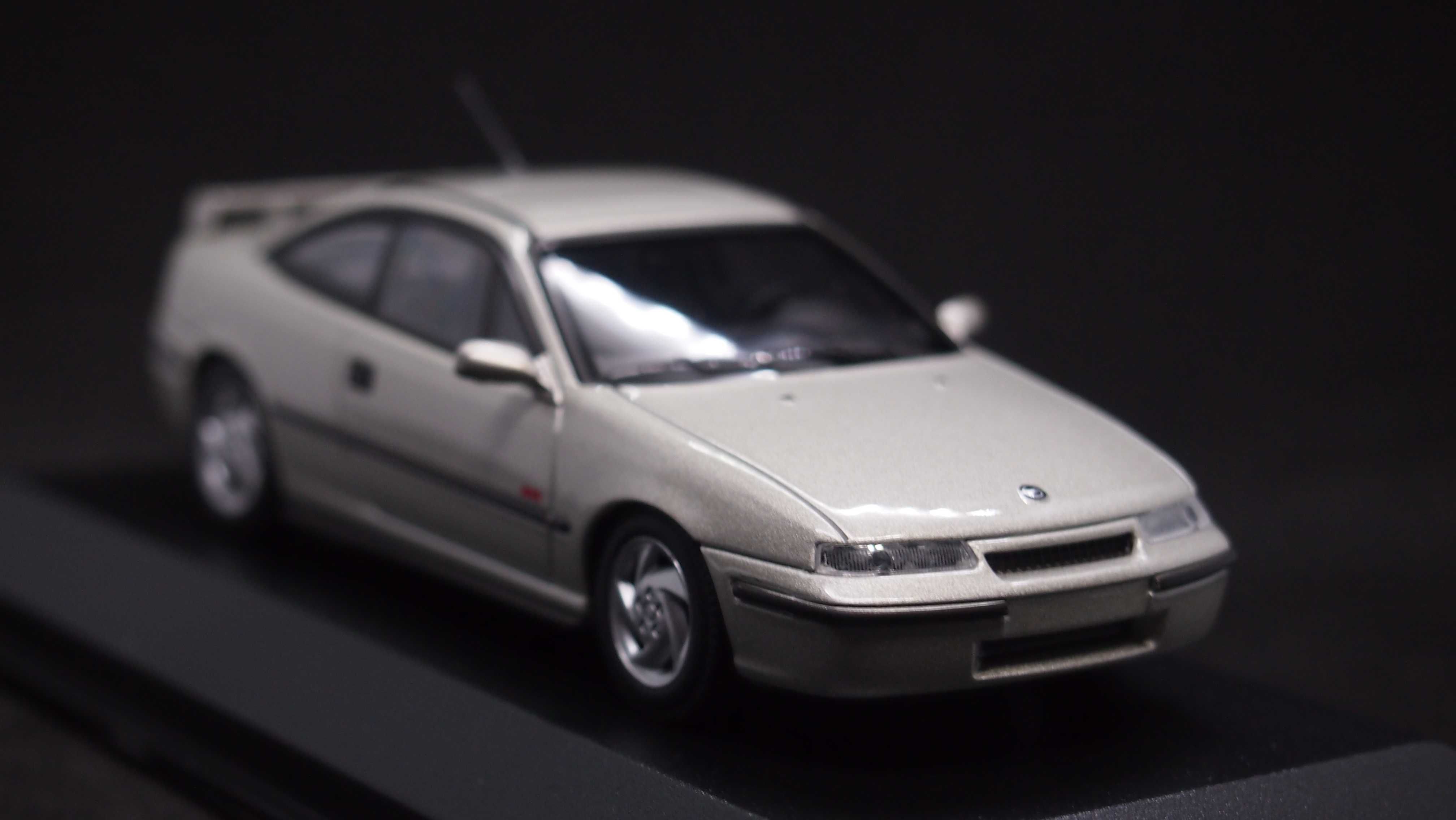 Macheta Opel Calibra Turbo 4x4 Minichamps 1:43