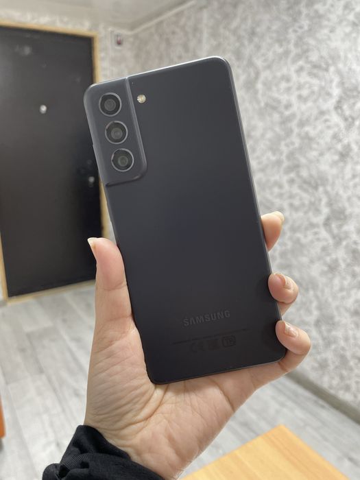 Продам samsung s21fe