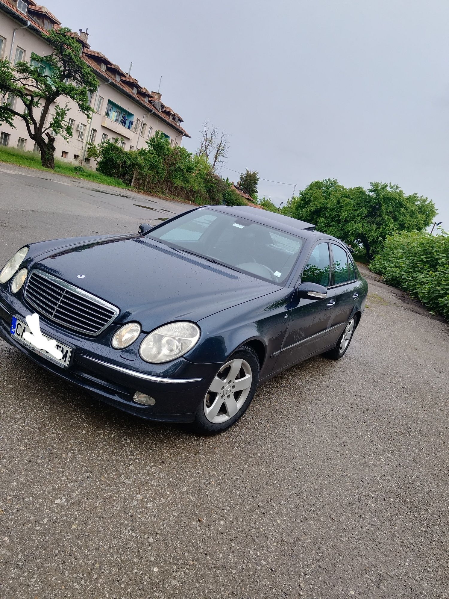 Mercedes E-class W211 E270 177