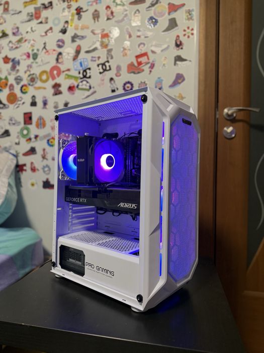 PC Gaming RGB RTX 4060 i5 13400f 32gb