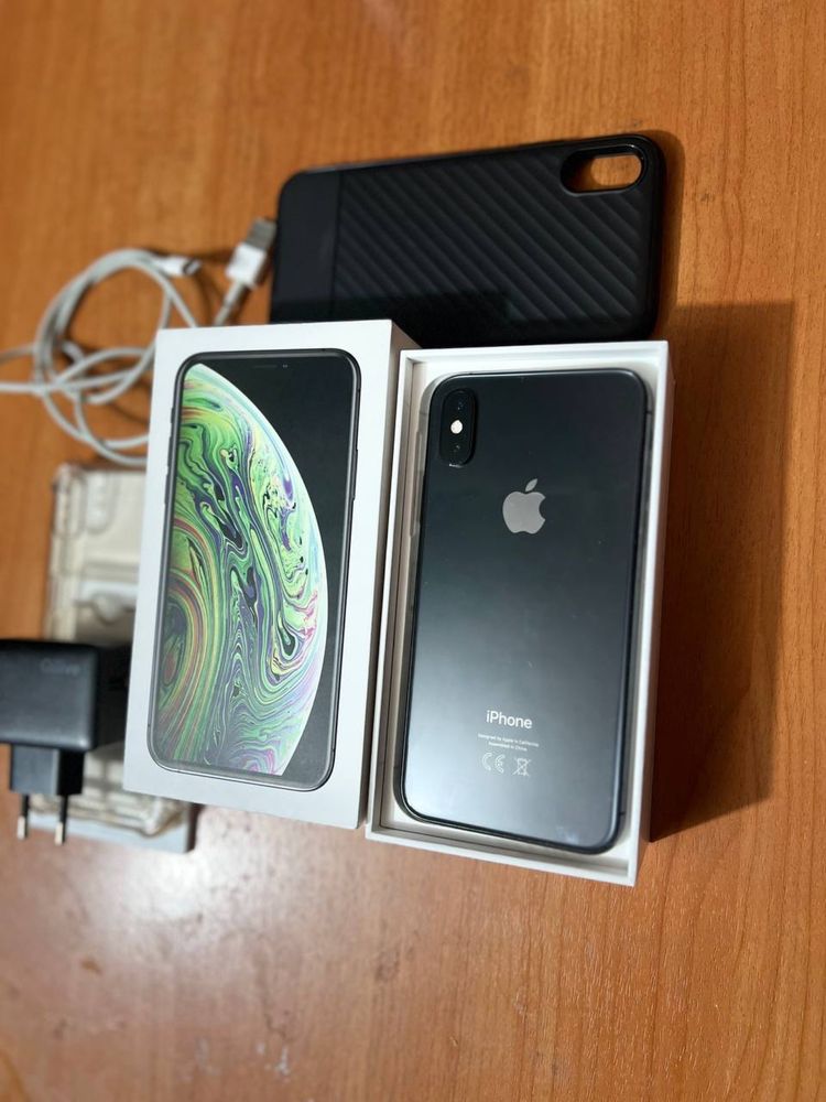 Iphone XS space gray 64