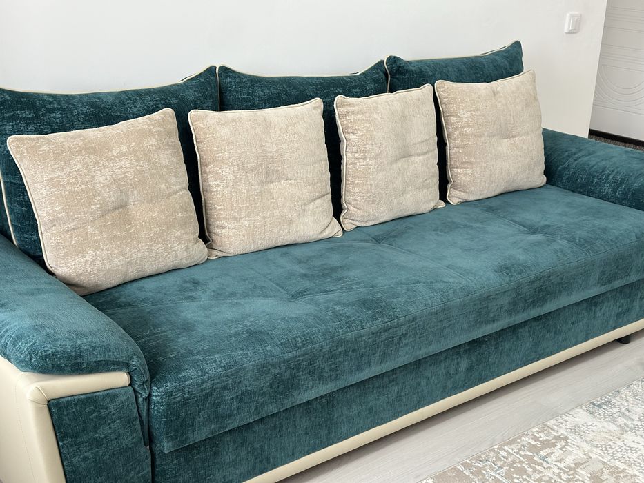 продается диван в хорошем состояние