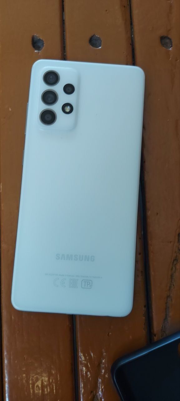 Samsung A52 ideal