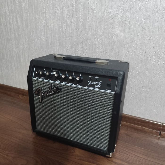 Комбоусилитель Fender Frontman 20g