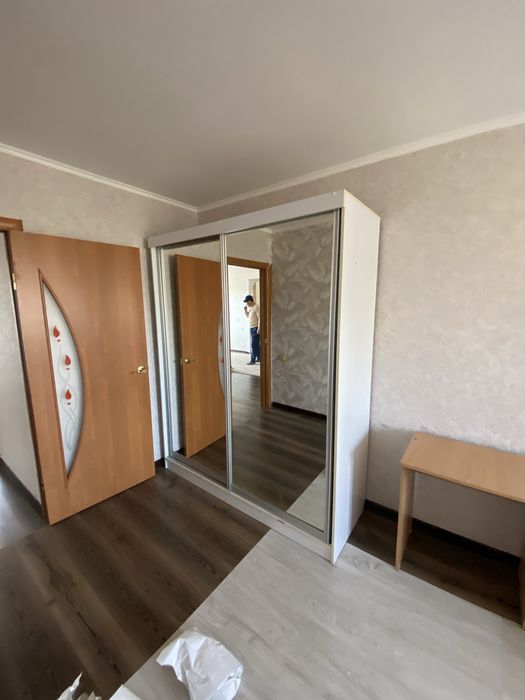 Шкаф-купе белый, 2-х дверный